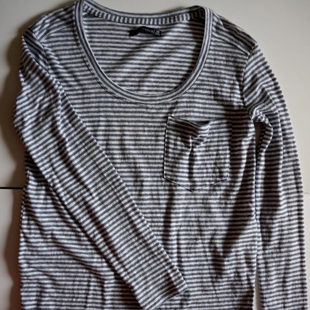 A&F stripe long sleeves shirt with pocket